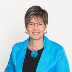 Katja Oeller