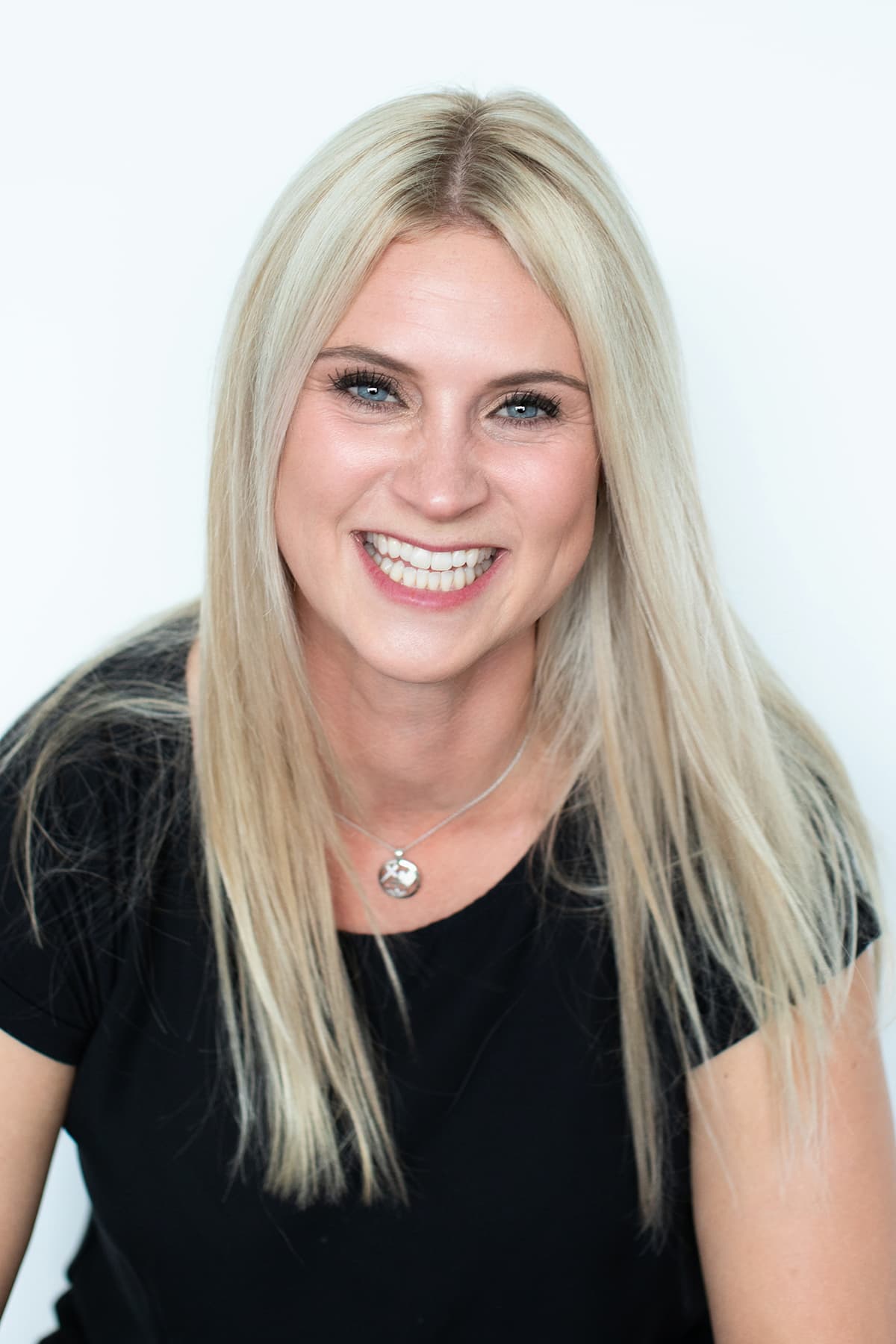 Rowena Hinzmann
